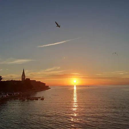 Old * Porec